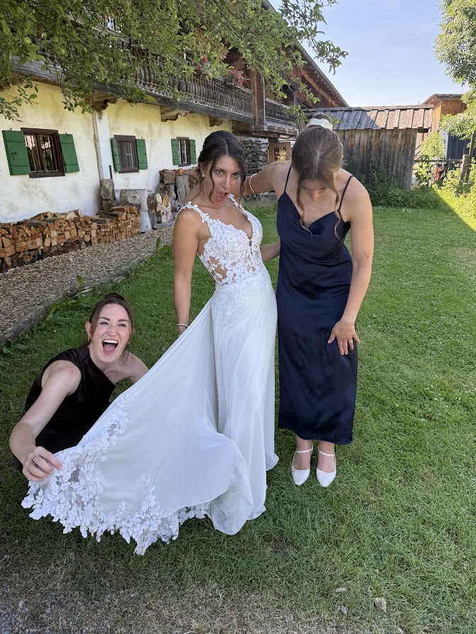 Yasmin mit Sarah und Lauri